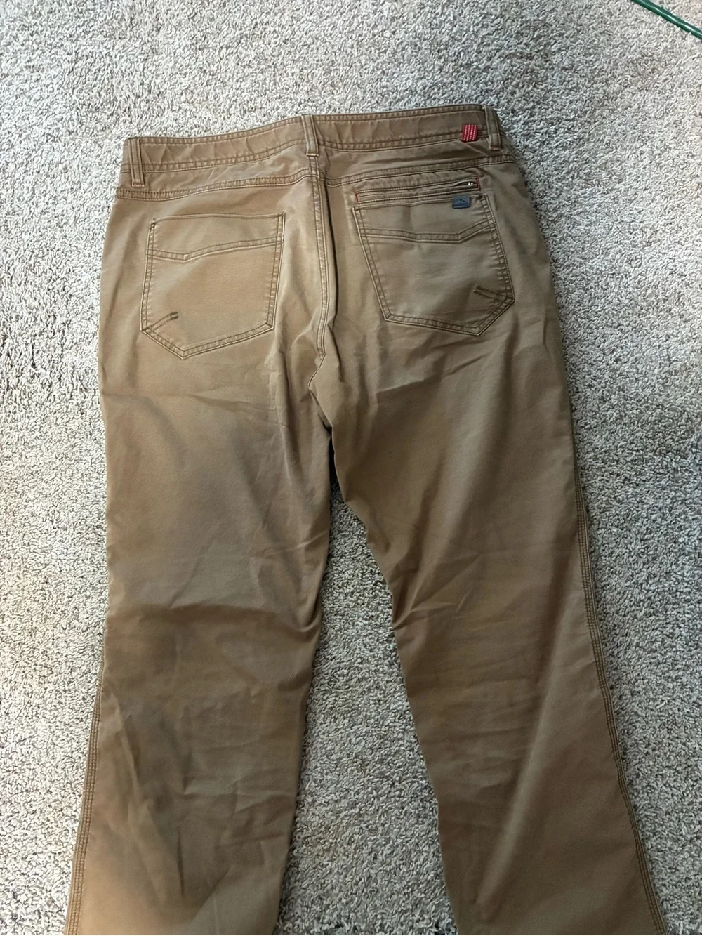 L.L. Bean Mens Jeans 36Wx32